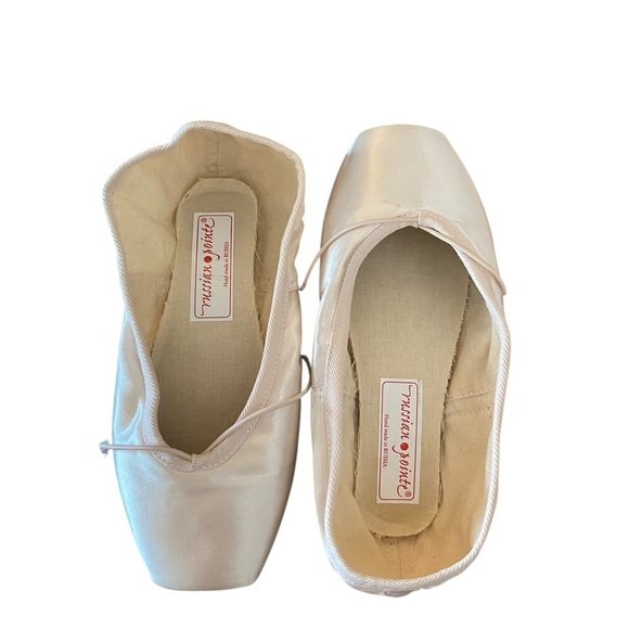 Russian pointe , Rubin Pointe Shoes sz 37.5 / 7.5 in pink - Picture 2 of 9